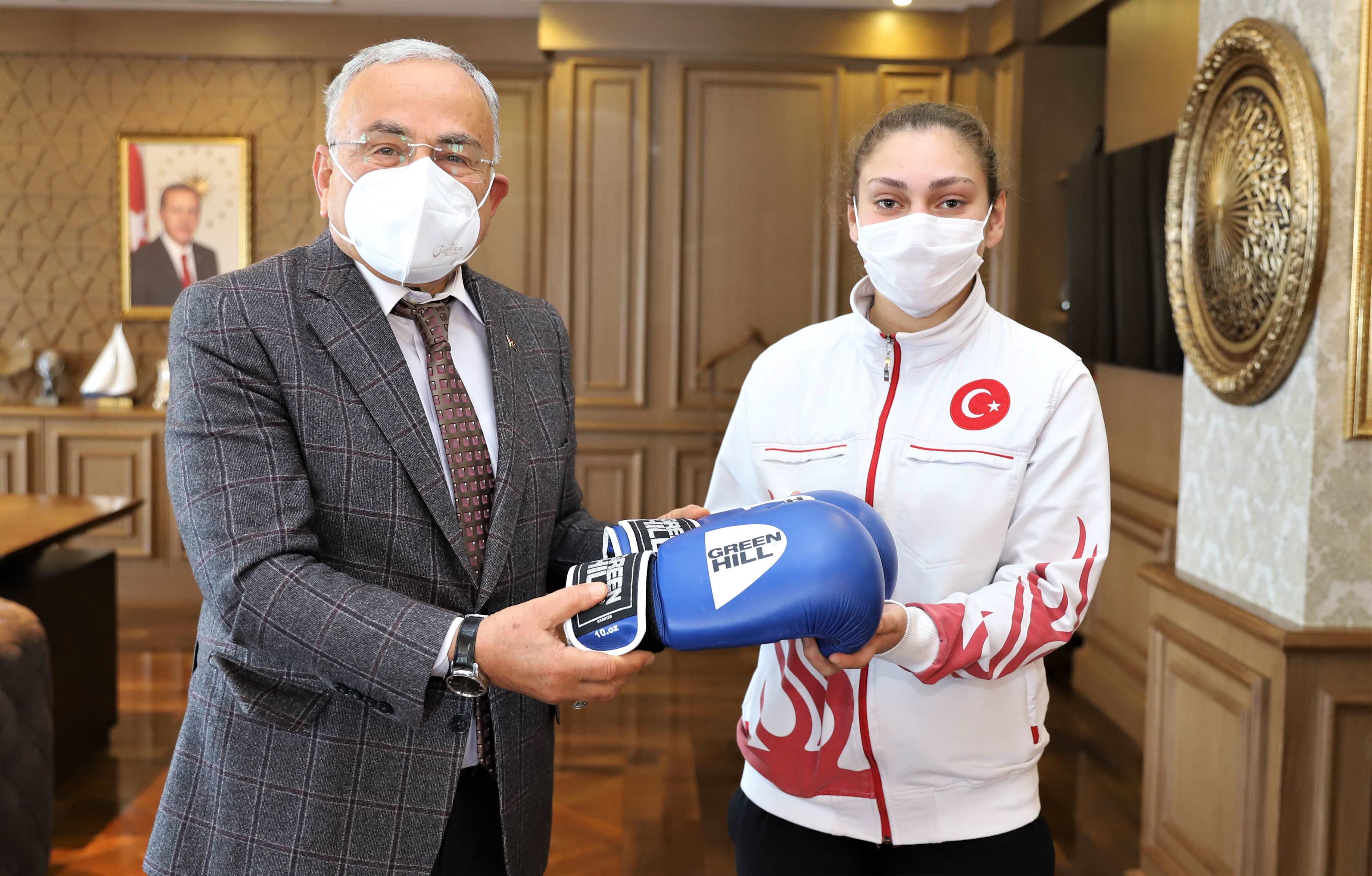 BAŞKAN GÜLER: “GAMZE’NİN BAŞARILI OLACAĞINA İNANIYORUZ”